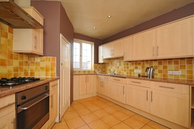 2 bedroom Apartment...